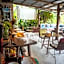 Big Tree Boutique Hotel