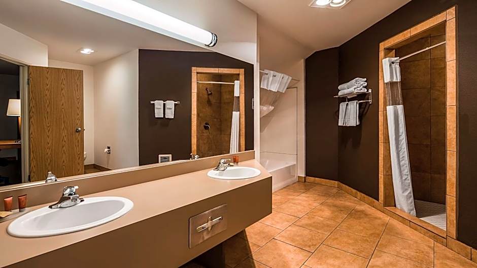 SureStay Plus Hotel by Best Western Post Falls