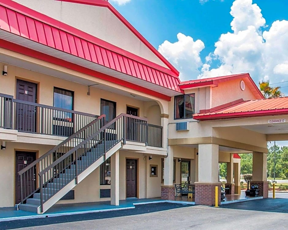 Econo Lodge Richmond Hill