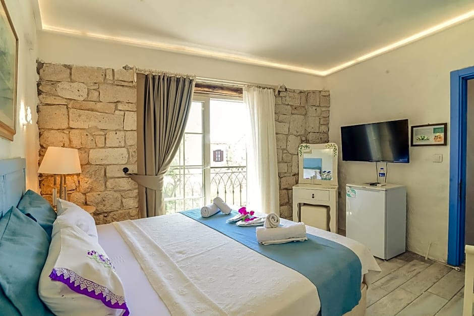 Alacati Asmali Konak Hotel