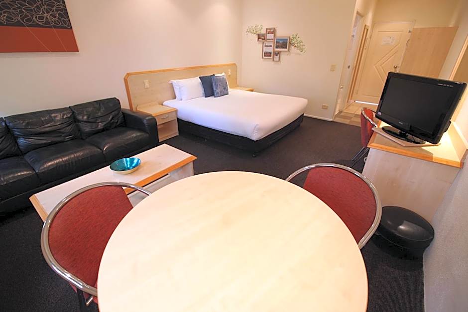 Red Bridge Motor Inn