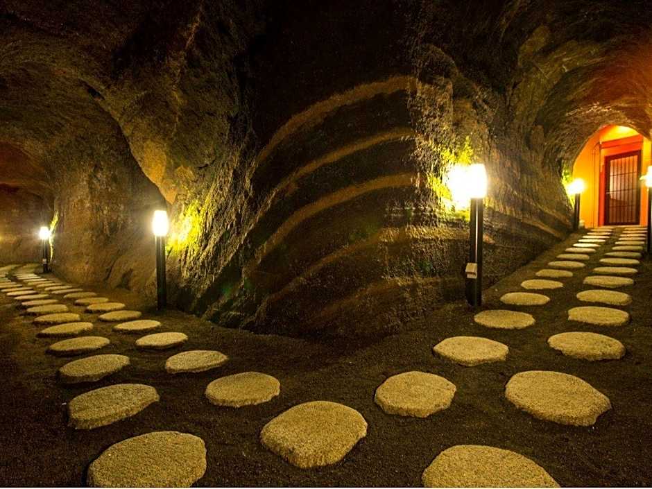 Izu Ito Onsen Hotel Daitoukan