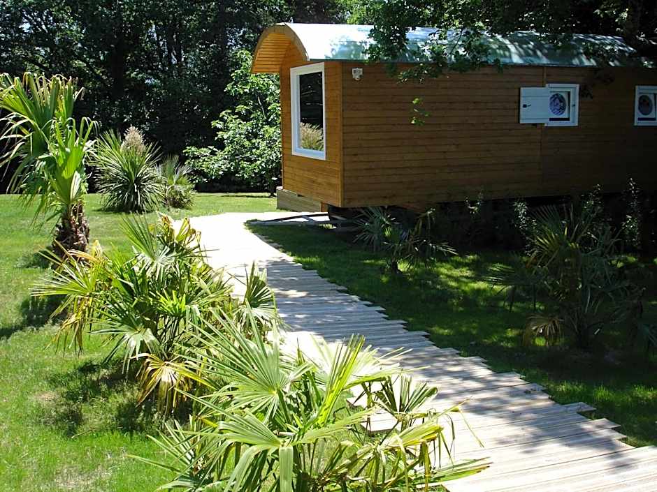 MAROSENIA TTIKI - Cabanes et Spa