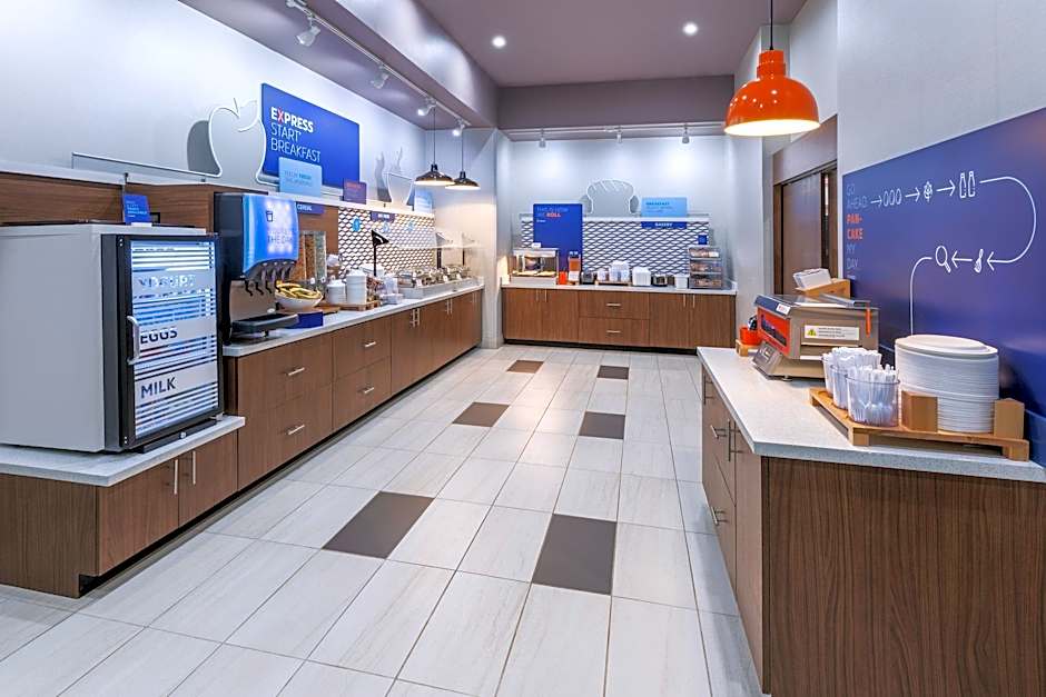 Holiday Inn Express and Suites Dalhart By IHG