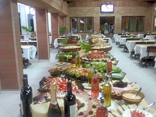 Acropolis Marina Hotel