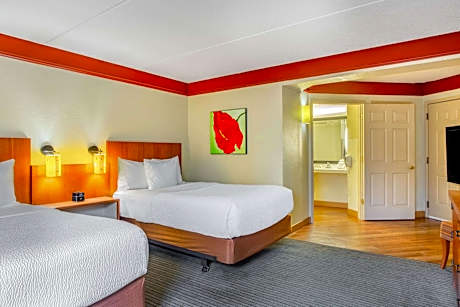 Deluxe Double Room with Two Double Beds