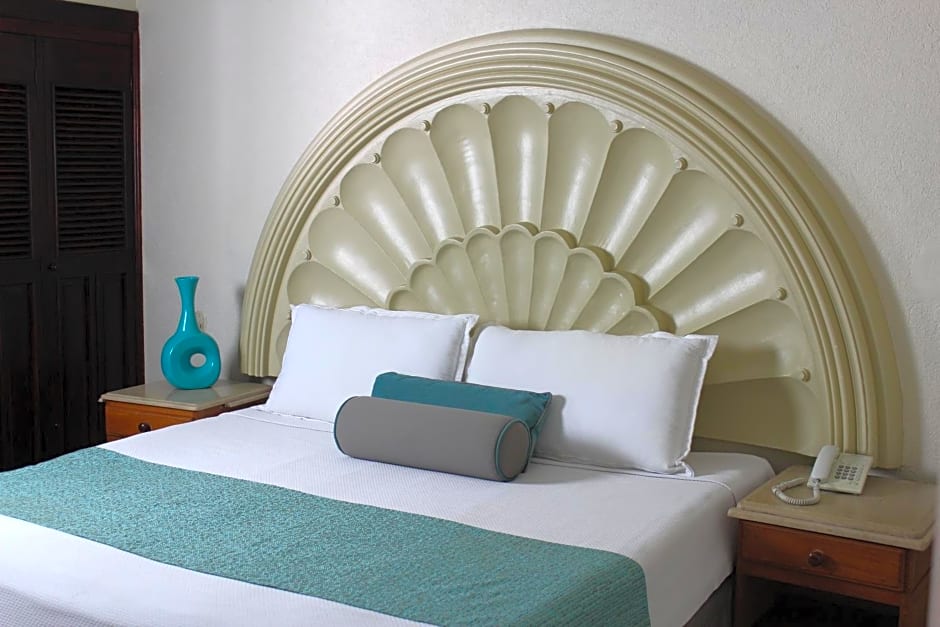 Hotel Playa Marina