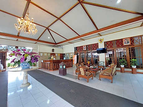 Hotel Puri Merbabu Asri