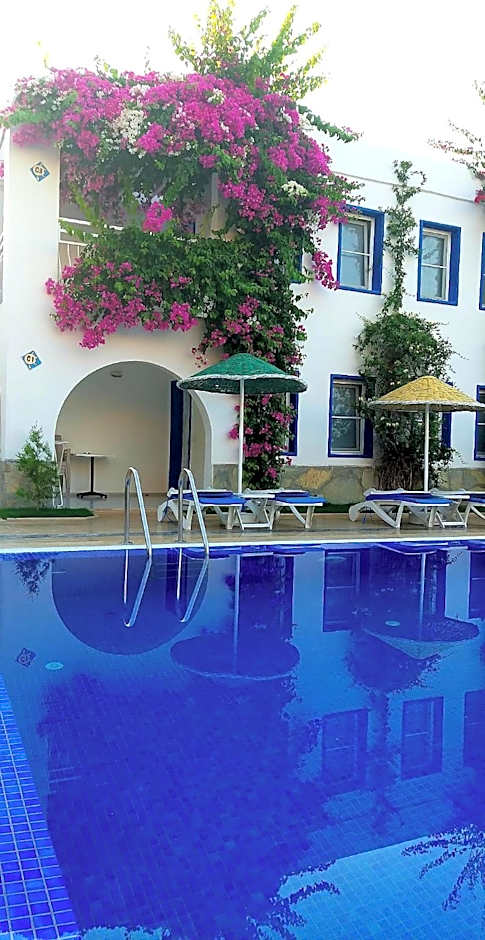 Paradise Apart Hotel