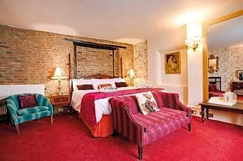The Rose and Crown Hotel