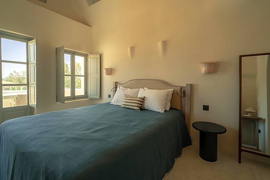 Black Rose Beach Suites