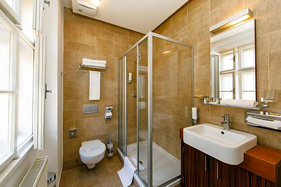 BEIGLI Hotel & Garden