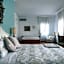 Casa Lunia Guesthouse