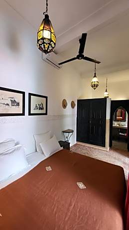Anthyllis Suite