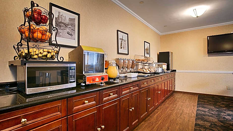 Best Western Queens Court Hotel