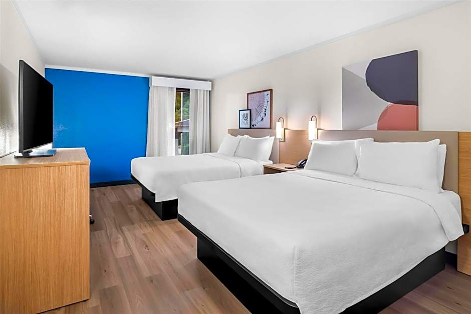 Spark by Hilton Roanoke Civic Center