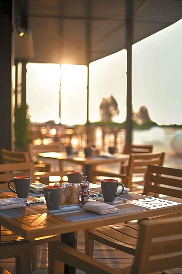 Shangri-La Qinhuangdao