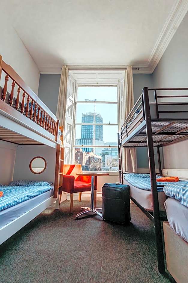 Eden Quay Guesthouse Private Rooms