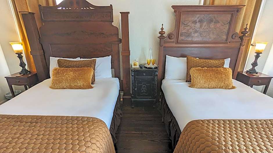 The 1890 Freeman House