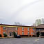 Town House Inn and Suites