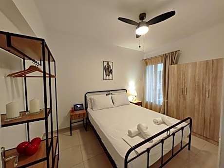 Leo's and Xerxes' place