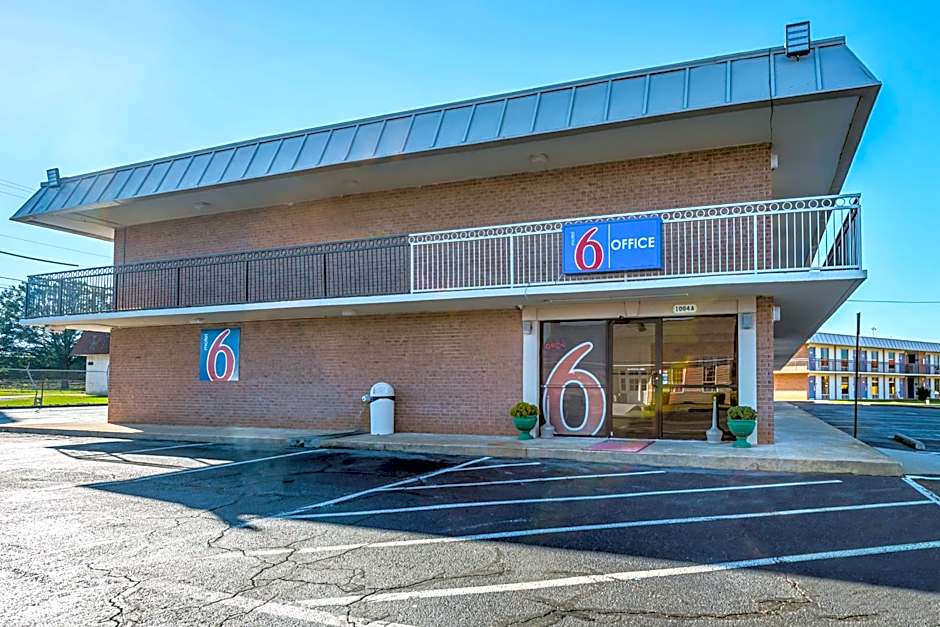 Motel 6-Perry, GA
