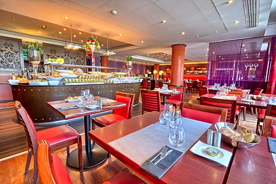 Golden Tulip Paris CDG Airport  Villepinte