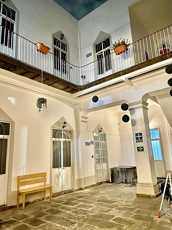 Céntrica habitación privada , #7 de 1 a 4 personas, Casona Doña Paula Aparta-hotel, baño compartido