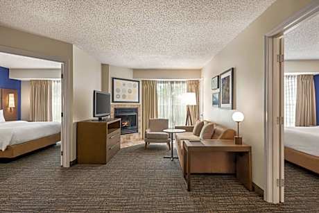 Two-Bedroom Suite with Sofa Bed