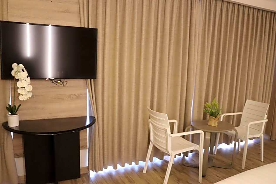 ALENA HOTEL