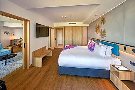 Suite with Sea View