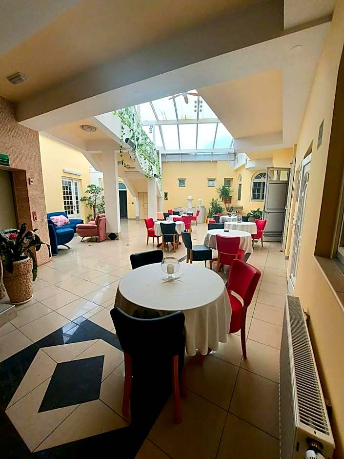 Hotel Villa Valpovo