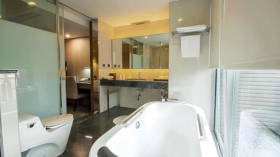 CHECK inn Select Taichung Dadun