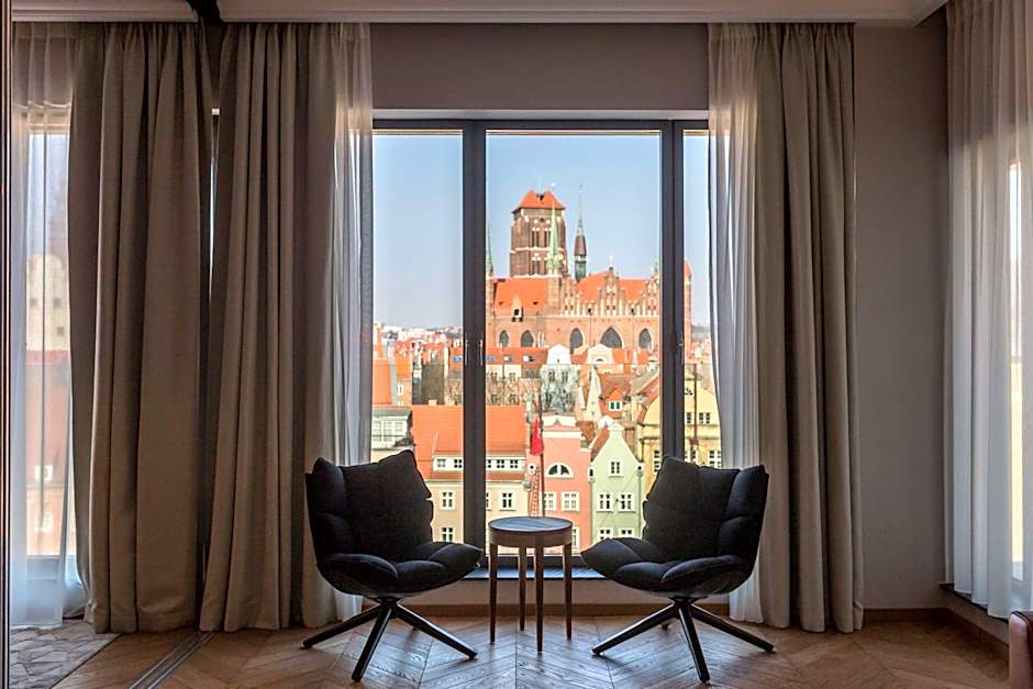 Radisson Hotel and Suites Gdansk