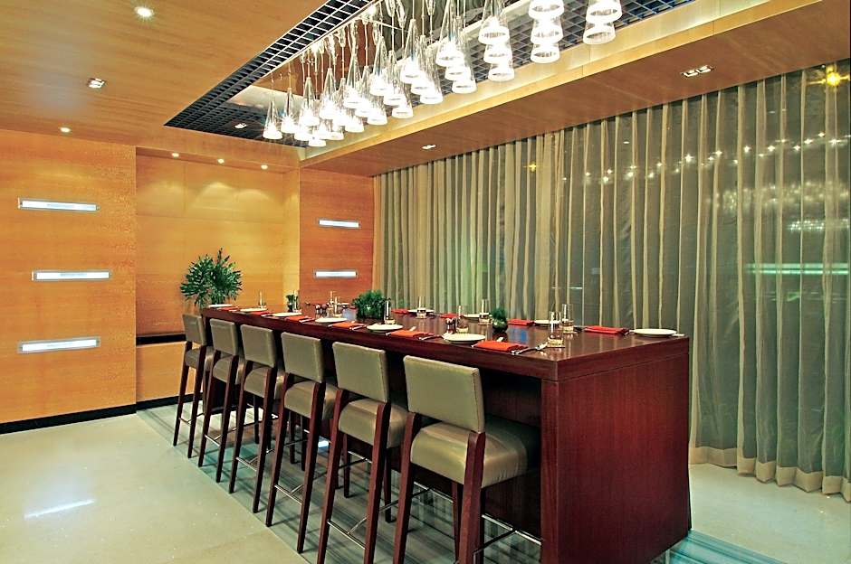 Vivanta Hyderabad, Begumpet