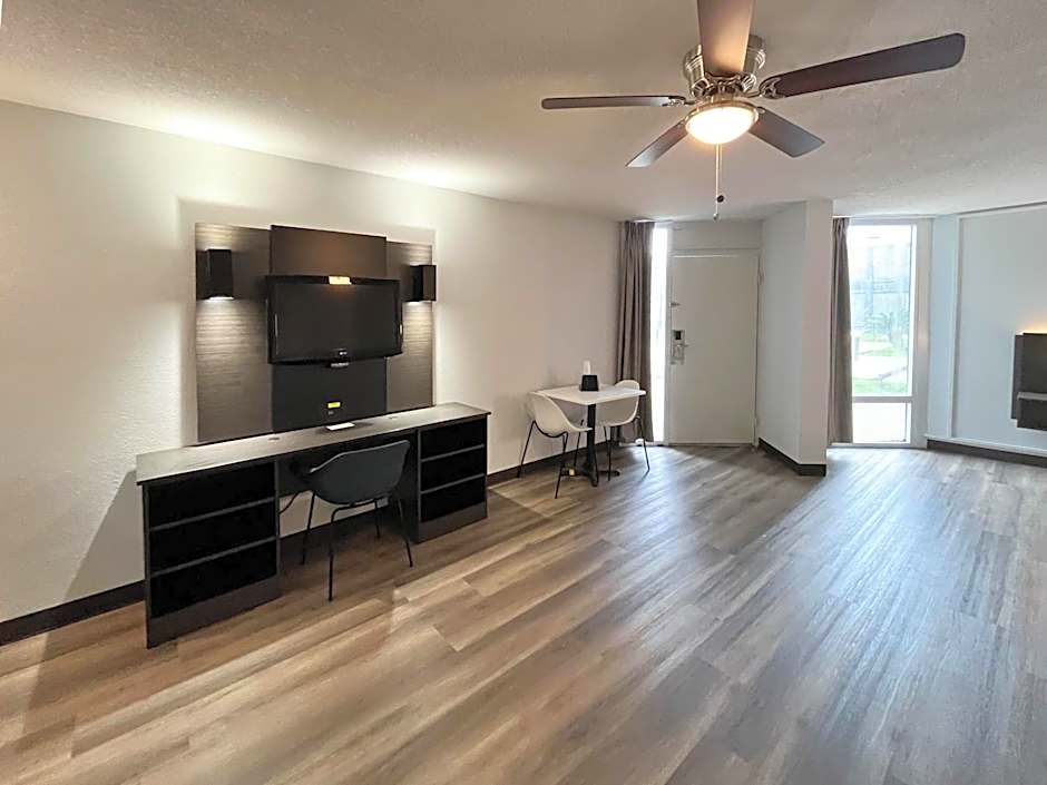 Studio 6 Nacogdoches TX SFA University