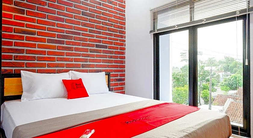 RedDoorz near Universitas Muhammadiyah Purwokerto 2