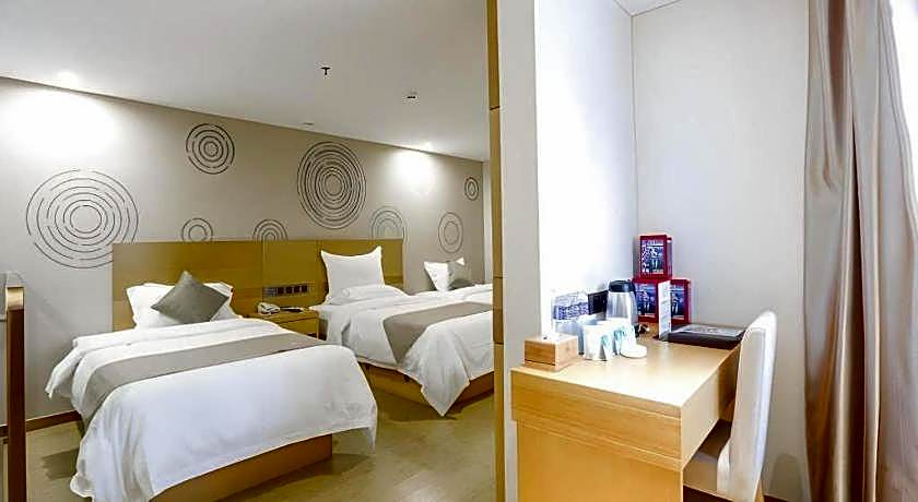 GreenTree Inn Zhangjiagang Yangshe Old Street Stadium