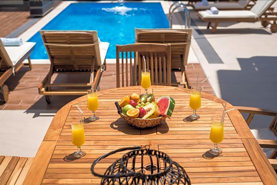 Sun Ray Luxury Aparthotel