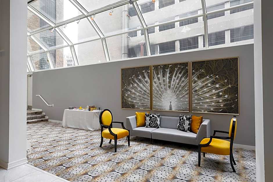 Hotel Metro, Autograph Collection