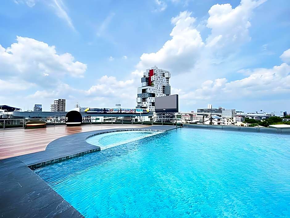 The Bazaar Hotel Bangkok - MRT Lat Phrao Ratchadapisek