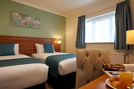 Executive Family Room