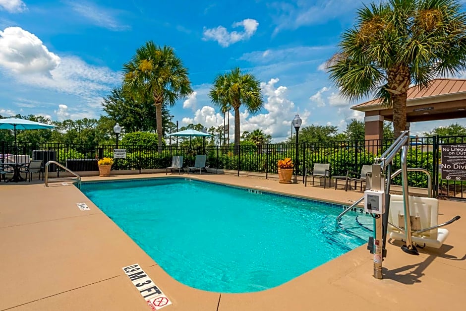 Comfort Inn & Suites Wildwood - The Villages