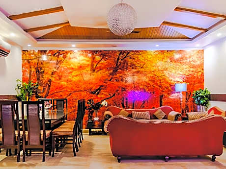 Rose Palace Hotel, Garden Town