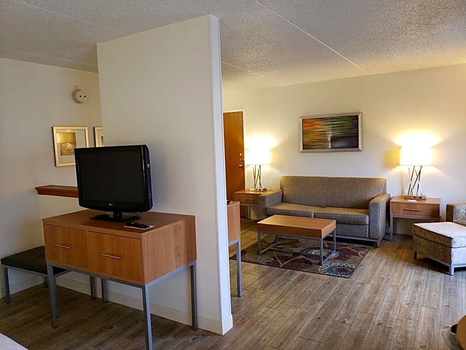 Holiday Inn Express Hotel Pittsburgh-North/Harmarville By IHG