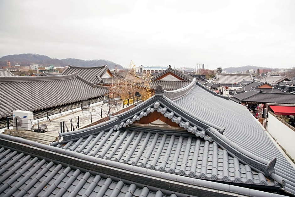 Laon Hanok Gguljam