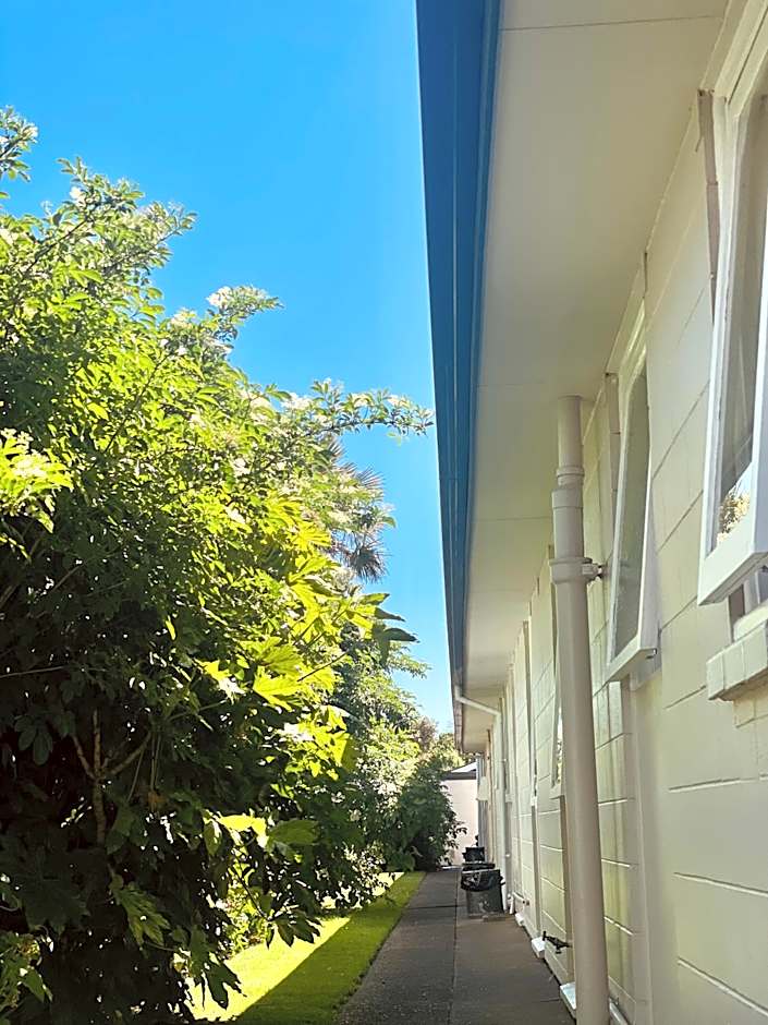 Ashleigh Court Motel