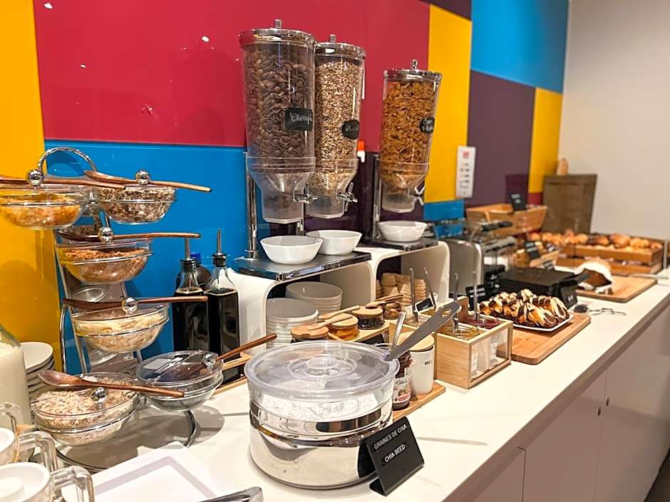 Ibis Styles Paris Tolbiac Bibliotheque