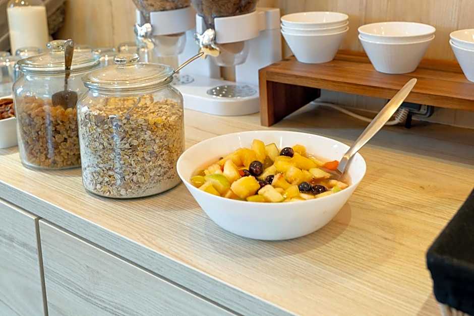 KYRIAD CREIL - Chantilly Nord