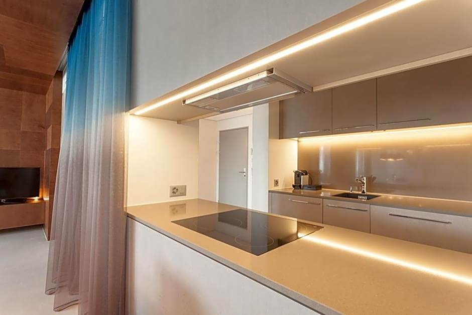 EMA House Hotel Suites
